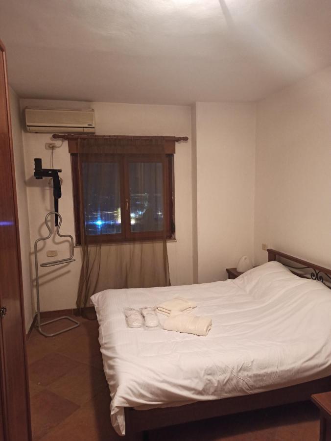 Heart Of Tirana Hotel Екстериор снимка