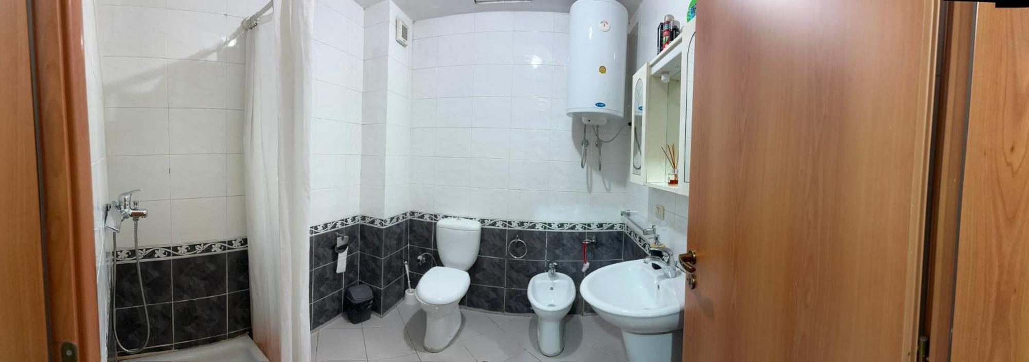 Heart Of Tirana Hotel Екстериор снимка